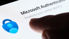 Microsoft Authenticatorに大幅な見直し：パスワードのバックアップを推奨 - マイクロソフト ( NASDAQ:MSFT )