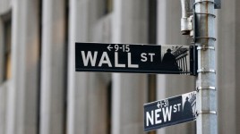 トランプ大統領のEU関税延期にもかかわらず10年物利回りは4.55％を突破、債券市場が財政懸念を示す - インベスコQQQトラスト・シリーズ1 ( NASDAQ:QQQ ) , SPDR S&P500 ( ARCA:SPY )