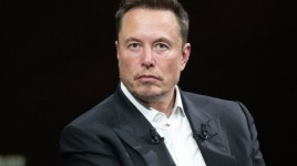 イーロン・マスクのテスラ、資本支出で14億ドルの不一致に直面：レポート - テスラ ( NASDAQ:TSLA )
