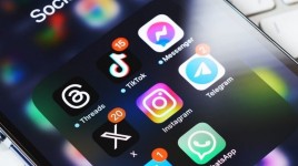 Meta Platforms、Snapの株価が木曜日に下げている：何が起こっているのか？- メタ・プラットフォームズ ( NASDAQ:META )