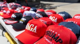 トランプ氏、移民と経済で米国民の多数派の信頼を得る