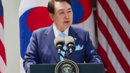 韓国の尹錫烈（ユン・ソクヨル）大統領が罷免され、裁判所が「重大な裏切りを犯した」と判断 - iシェアーズ iシェアーズ MSCI 韓国 ETF ( ARCA:EWY ) , フランクリン FTSE 韓国 ETF ( ARCA:FLKR )