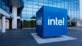 インテル、データセンター事業で「すべてのソケットを奪い合う」とミシェル・ホルトハウス共同CEO、AMDやNvidiaとの競争激化で - インテル ( NASDAQ:INTC ) , アドバンスト・マイクロ・デバイセ