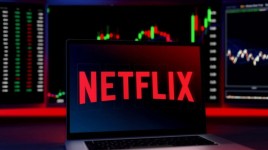 Netflix株、史上最高値に迫る：ストレンジャー・シングスやイカゲームなどにインスパイアされた料理を提供するラスベガスの新レストランが収益を多様化する可能性 - Netflix ( NASDAQ:NFLX )