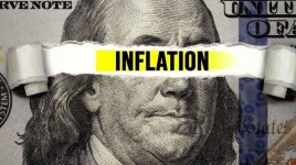 キャシー・ウッドがインフレ懸念が期待に水を差すと指摘、シフは価格が急騰しても物語を飲み込むウォール街を批判 - インベスコQQQトラスト・シリーズ1 ( NASDAQ:QQQ ) , SPDR S&P500 ( ARCA:SPY )