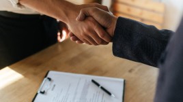 アメリカンアクスルの14億4000万ドルのパワープレイ：EVと自動車事業の拡大を加速させるため、英国のダウレスの買収に合意 - American Axle & Mfg Hldgs ( NYSE:AXL )