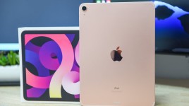 ティム・クック氏、iPhoneメーカーが中国で11％の減収に直面する中、アップル製品が北京の補助金プログラムの対象となるとの見方を示す：「財政刺激策を実施」 - Apple ( NASDAQ:AAPL )