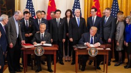 トランプのアメリカ第一主義：2020年の米中協定が再び注目される